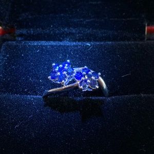 18k Solid White Gold Blue Sapphire Ring